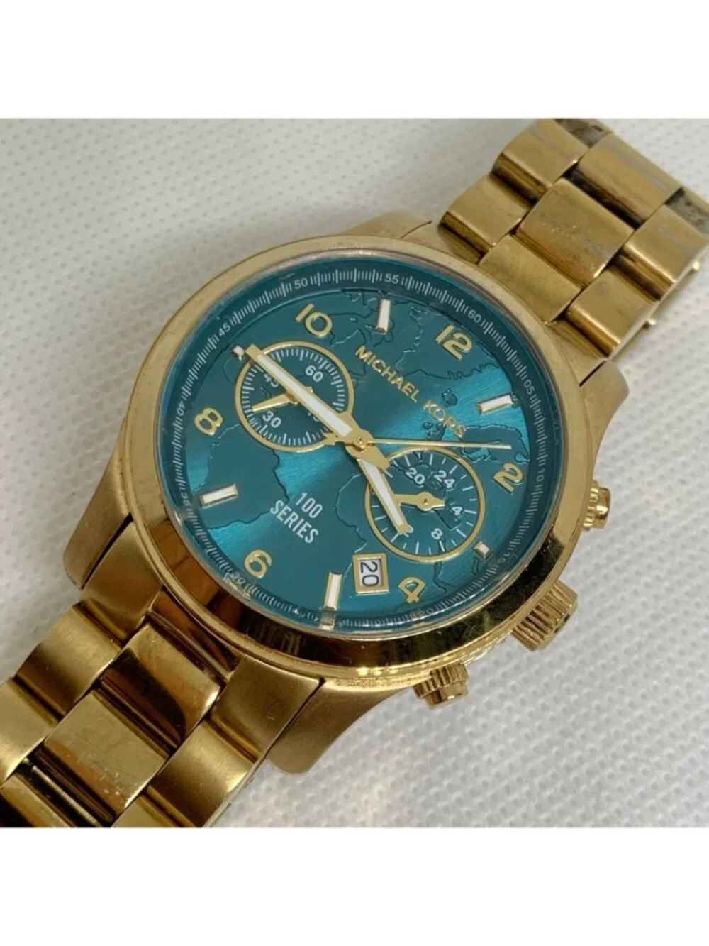 Michael Kors Hunger Stop Mid Size 100 Series MK5815 date Watch Women 6.5” runnin